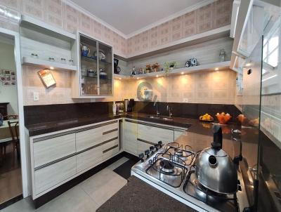 Casa para Venda, em , bairro Capoeiras, 3 dormitórios, 2 banheiros, 2 vagas